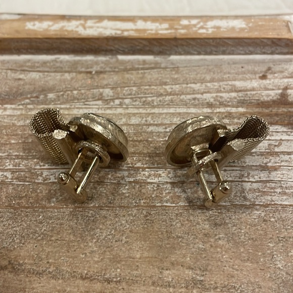 Vintage Mid Century Rivoli Oval Green Cufflinks Cuff Gold Tone - Picture 3 of 3